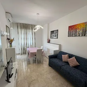 Apartamento Casa Vittoria A Due Passi Da Milano Cesano Boscone