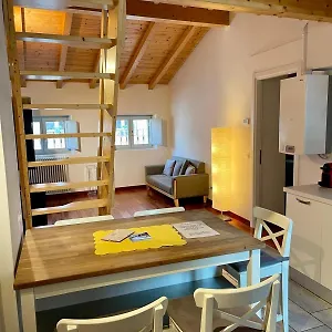 Apartamento Calicantus Atena Como