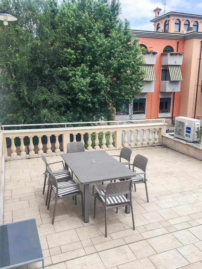 Konukevi Juliet House Otel Verona