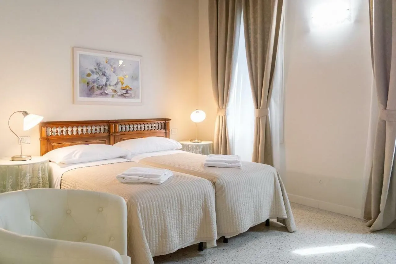 Juliet House Otel Verona