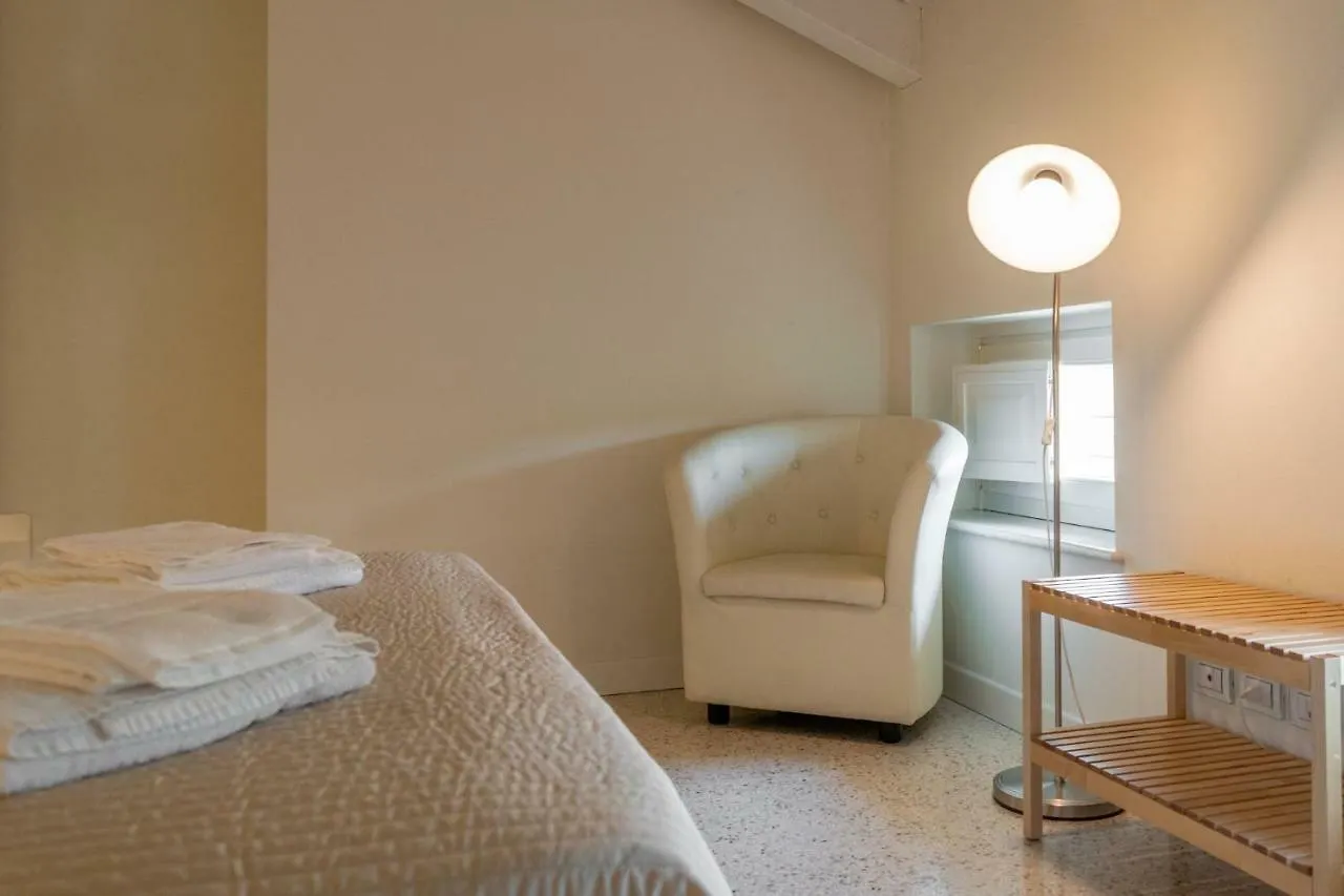 Konukevi Juliet House Otel Verona