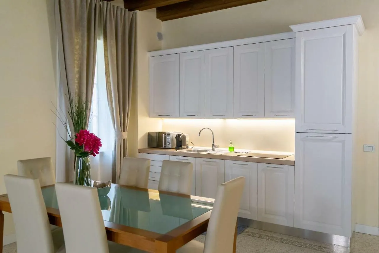 Juliet House Otel Verona 2*,