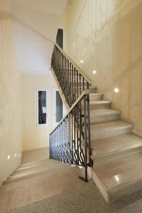 Juliet House Otel Verona Konukevi